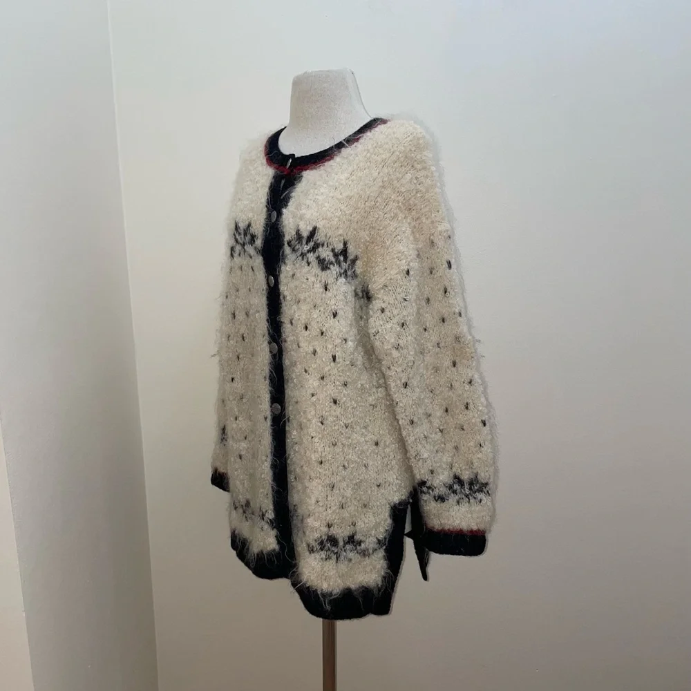 Vintage Jones NY Hand-Knit Mohair/Wool Fuzzy Cozy Cardigan Sweater Size Medium - Picture 2 of 14